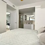 Modern - Amazing Seaview - Close To - Pool Lägenhet