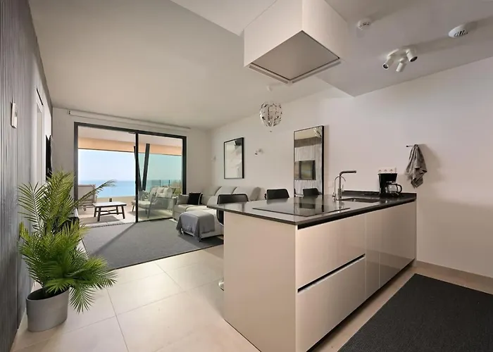 Modern - Amazing Seaview - Close To - Pool Appartement